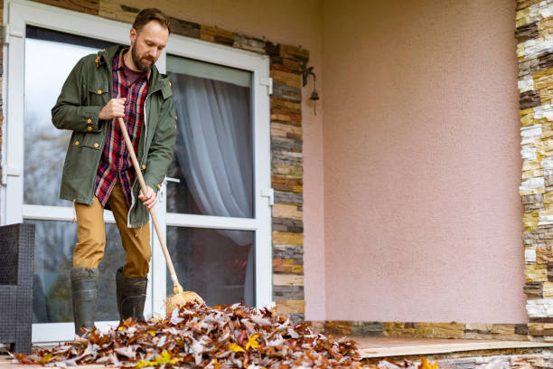 Best Yard Waste Removal  in Hazelwood, MO